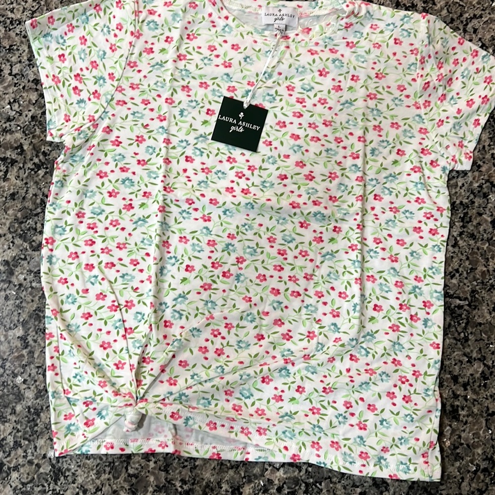 NWT Girls Ditsy Floral Teeshirt Sz L